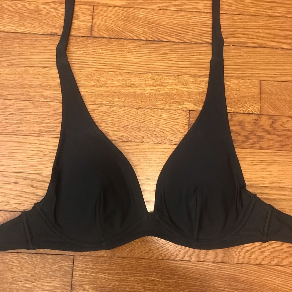 Old Navy Black Bikini Top 🖤